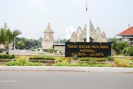 Dewan Pers mengkonfirmasi pemakaman jenazah Azyumardi Azra akan berlangsung di Taman Pemakaman Pahlawan (TMP) Kalibata, Jakarta Selatan pada Selasa (20/9/2022).
